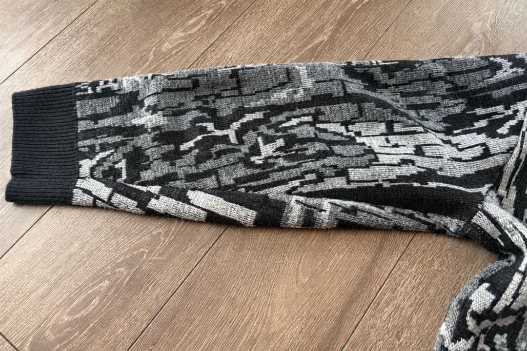 s*h様 Supreme 22AW Trebark Camo Sweater