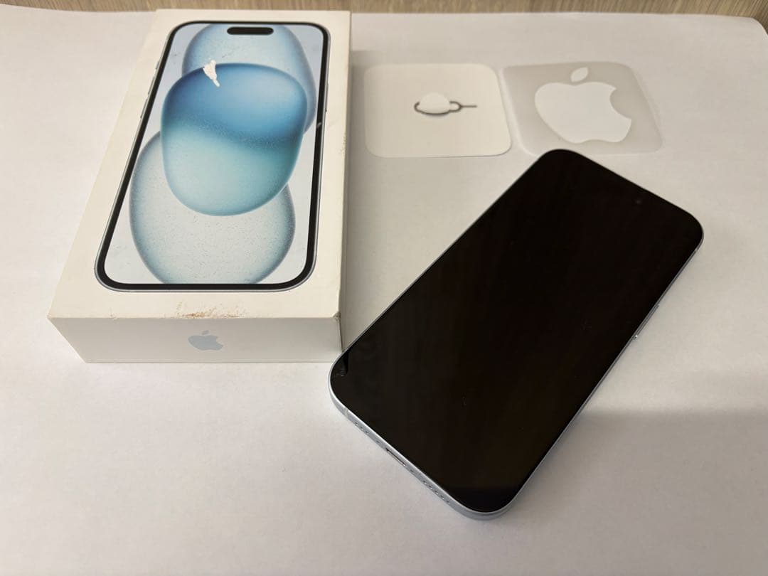 Apple iPhone 15 128GB SIMフリー ブルー 充電95%