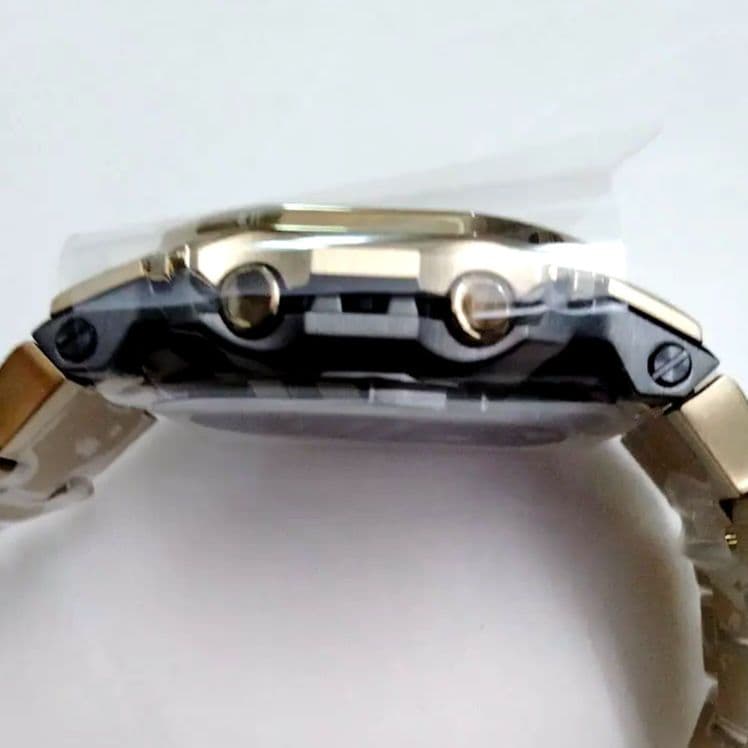 新品未使用 GMW-BZ5000GD-9JF　フルメタル　ゴールド　国内正規品