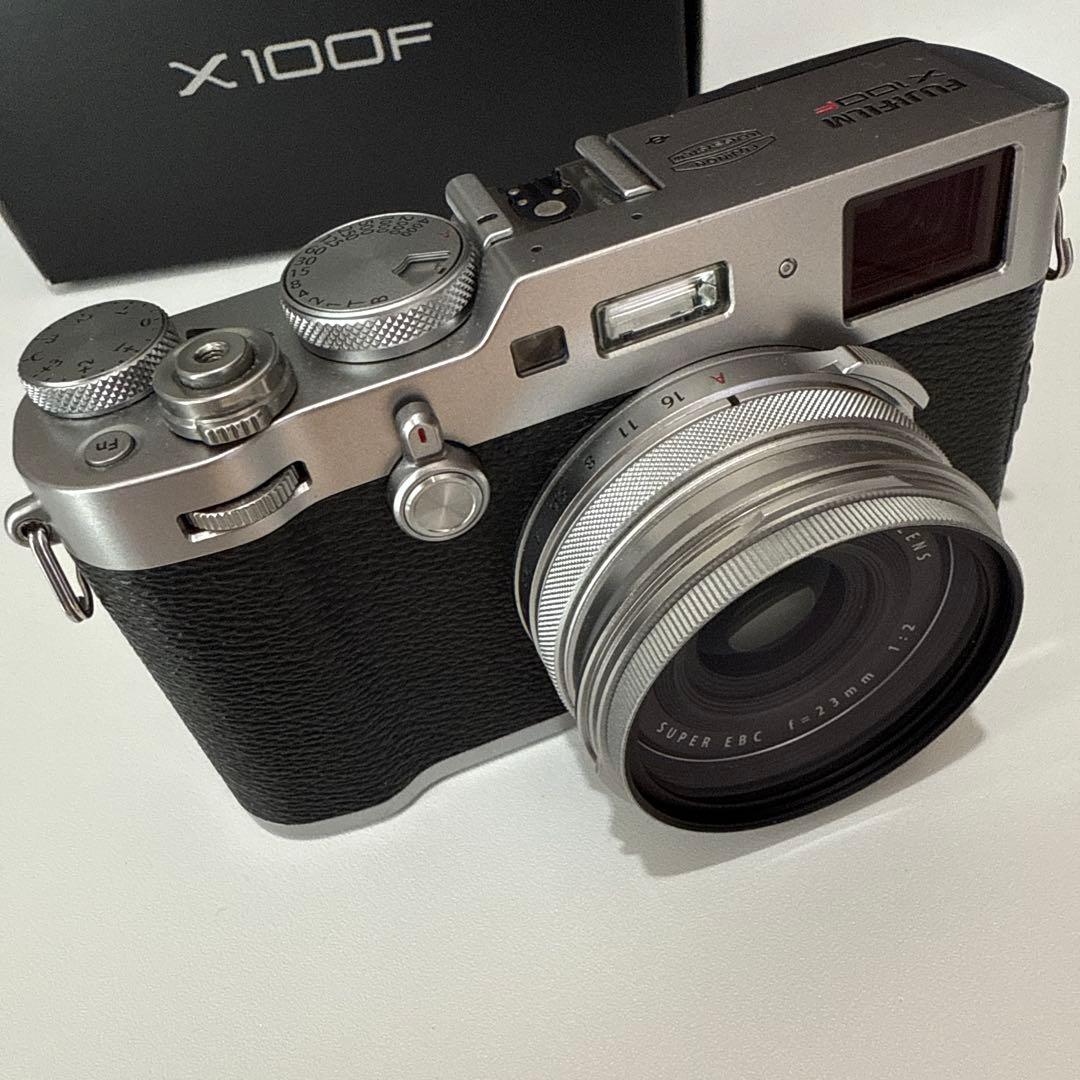 Fujifilm X100F おまけ付き