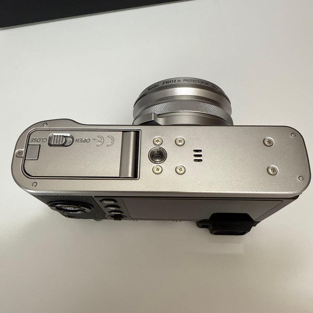 Fujifilm X100F おまけ付き