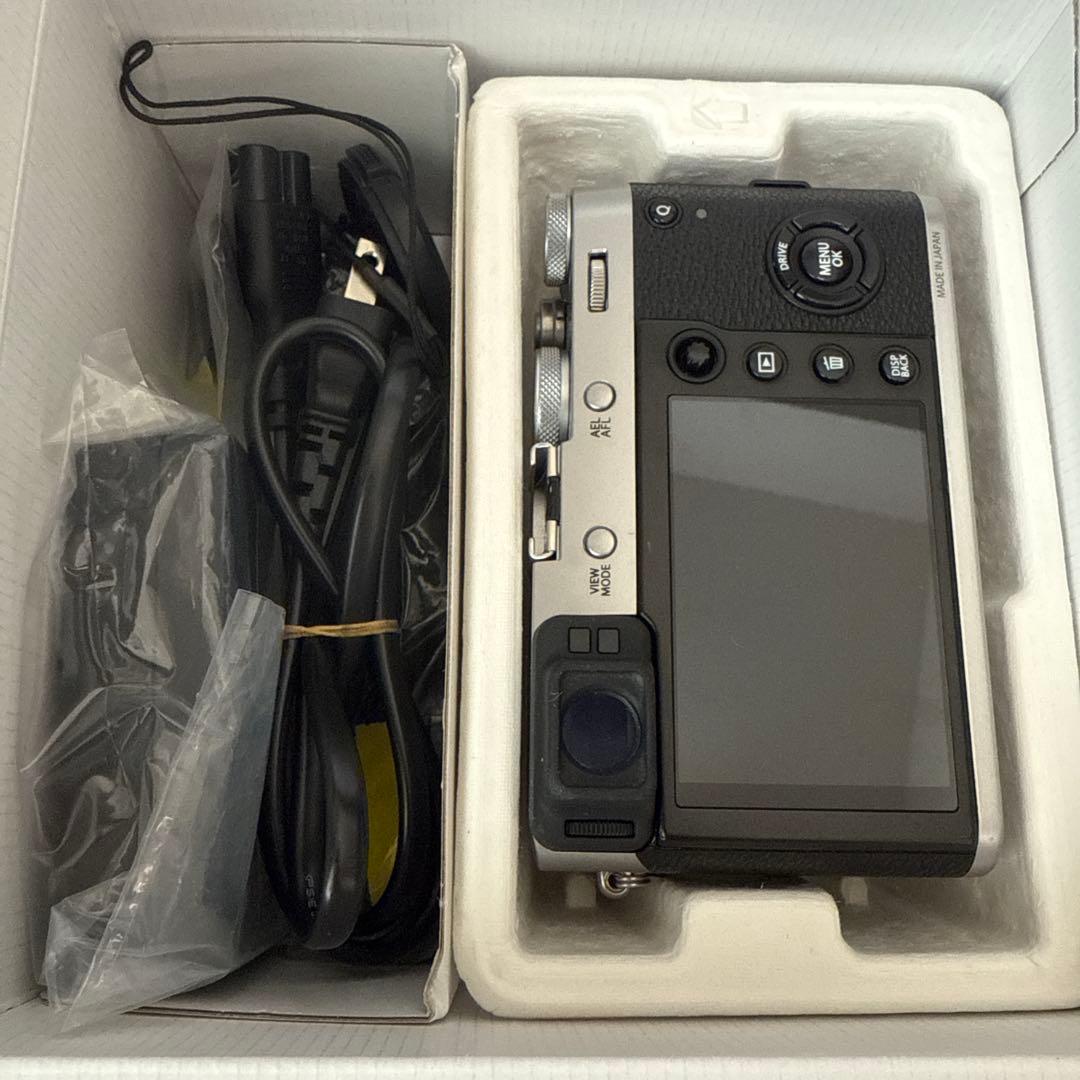 Fujifilm X100F おまけ付き