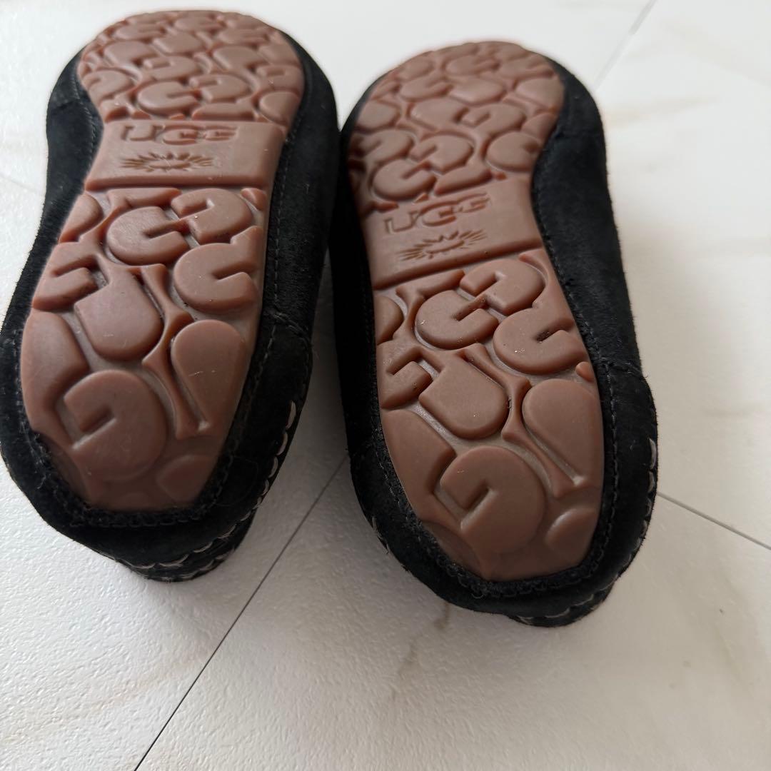 ✨試着✨極美品　アグ　正規品UGG ブラック モカシン　スリッポン　ローファー
