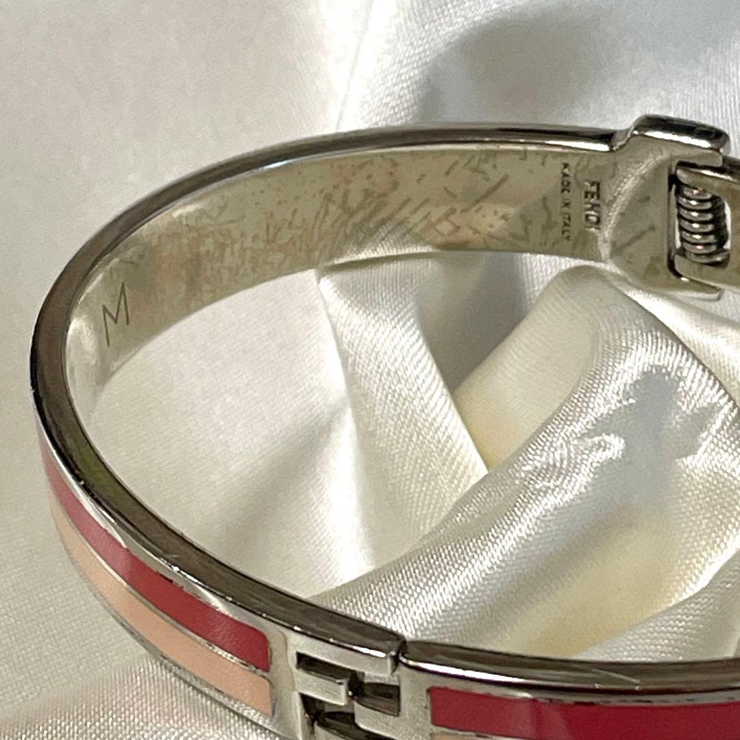 FENDI フェンディ バングル ブレスレット ズッカ カラー 赤 ピンク