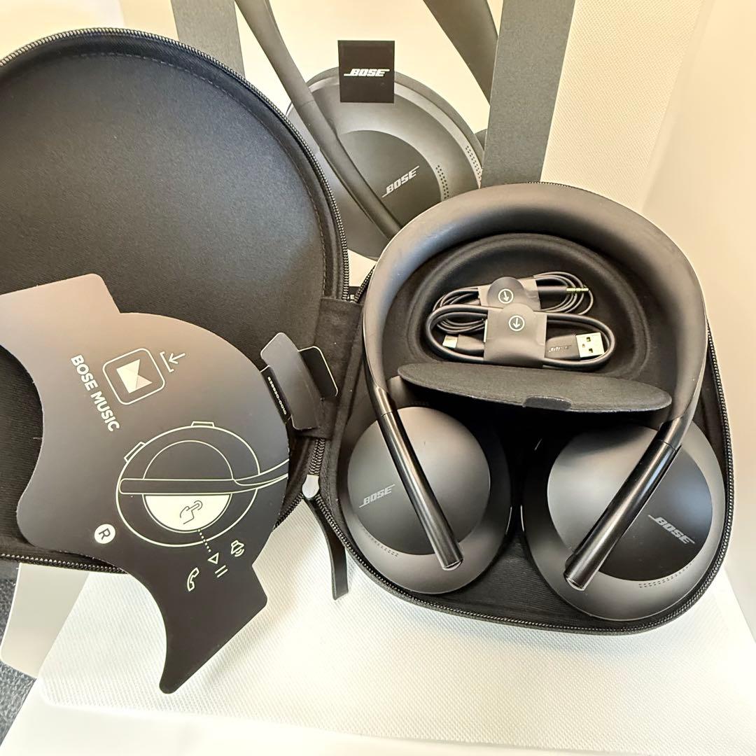 美品　Bose Noise Cancelling Headphones 700