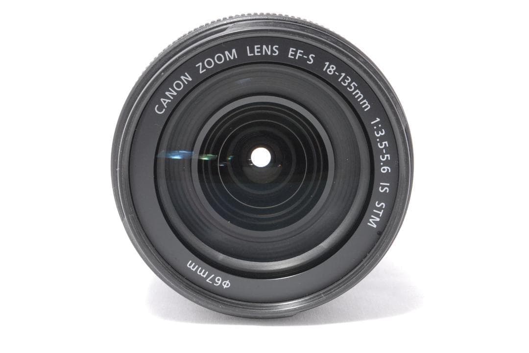 極美品　Canon EF-S 18-135mm f/3.5-5.6 IS STM