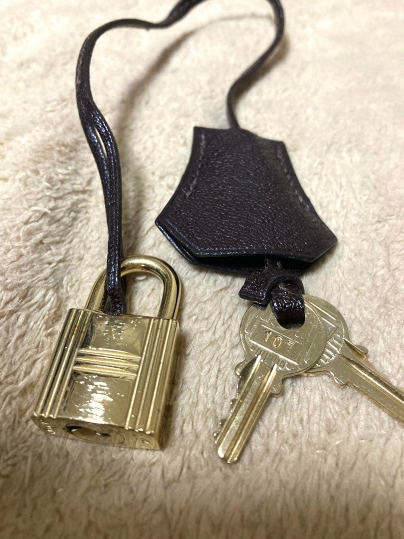 HERMES エルメス　カデナ ゴールド 南京錠 107鍵2本付き