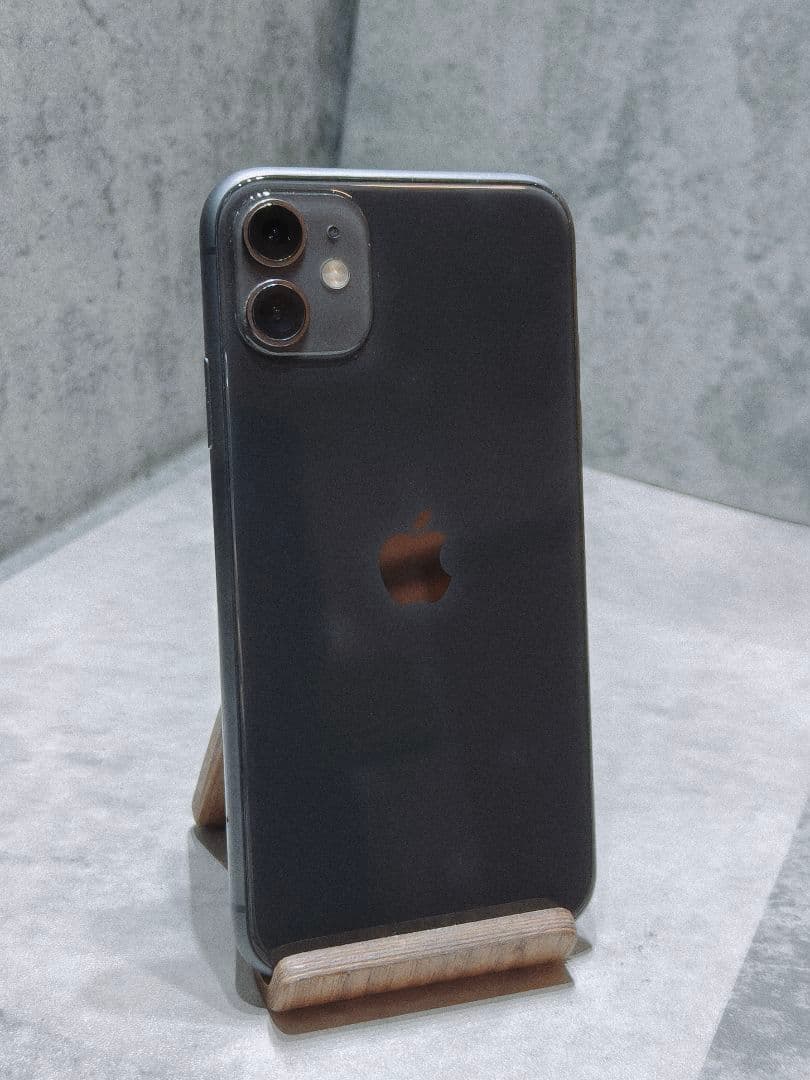 iphone11 64GBSIMロック解除済み スマホ