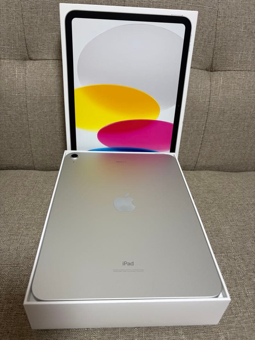 m*e様 【美品！】Apple iPad 第10世代 256GBシルバー