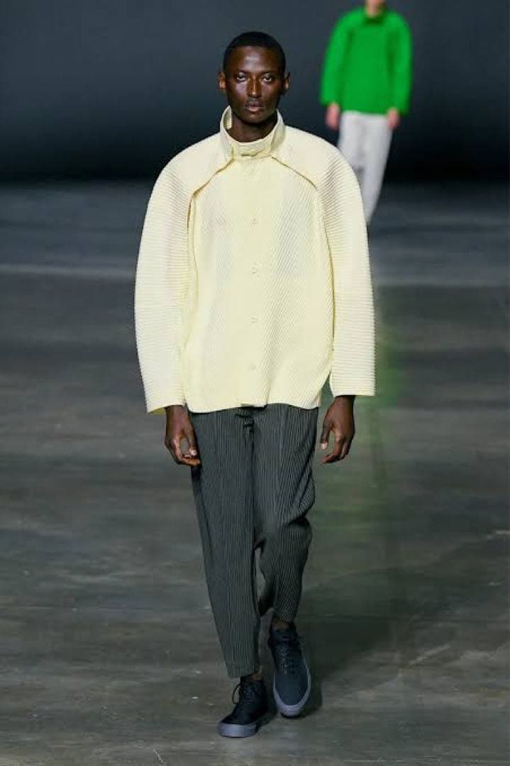 Homme plisse プリーツスラックス　サイズ1