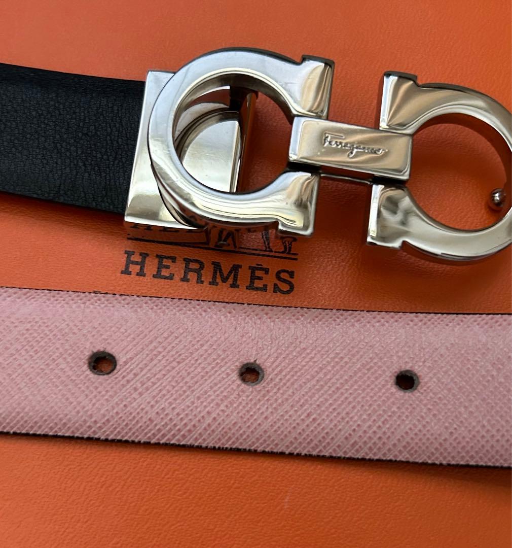 フォラガモ　ダブルガンチーニ　リバーシブルレザーベルト　美品　黒×ピンク