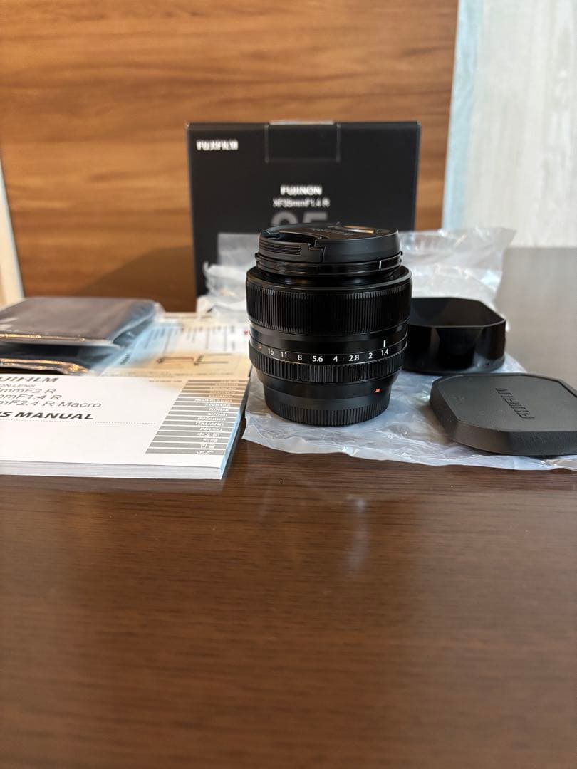 Fujifilm XF 35mm F1.4 R レンズ(ブルー)