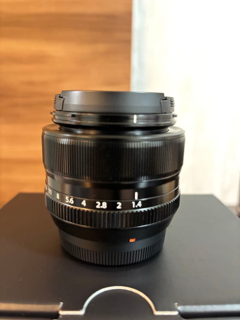 Fujifilm XF 35mm F1.4 R レンズ(ブルー)