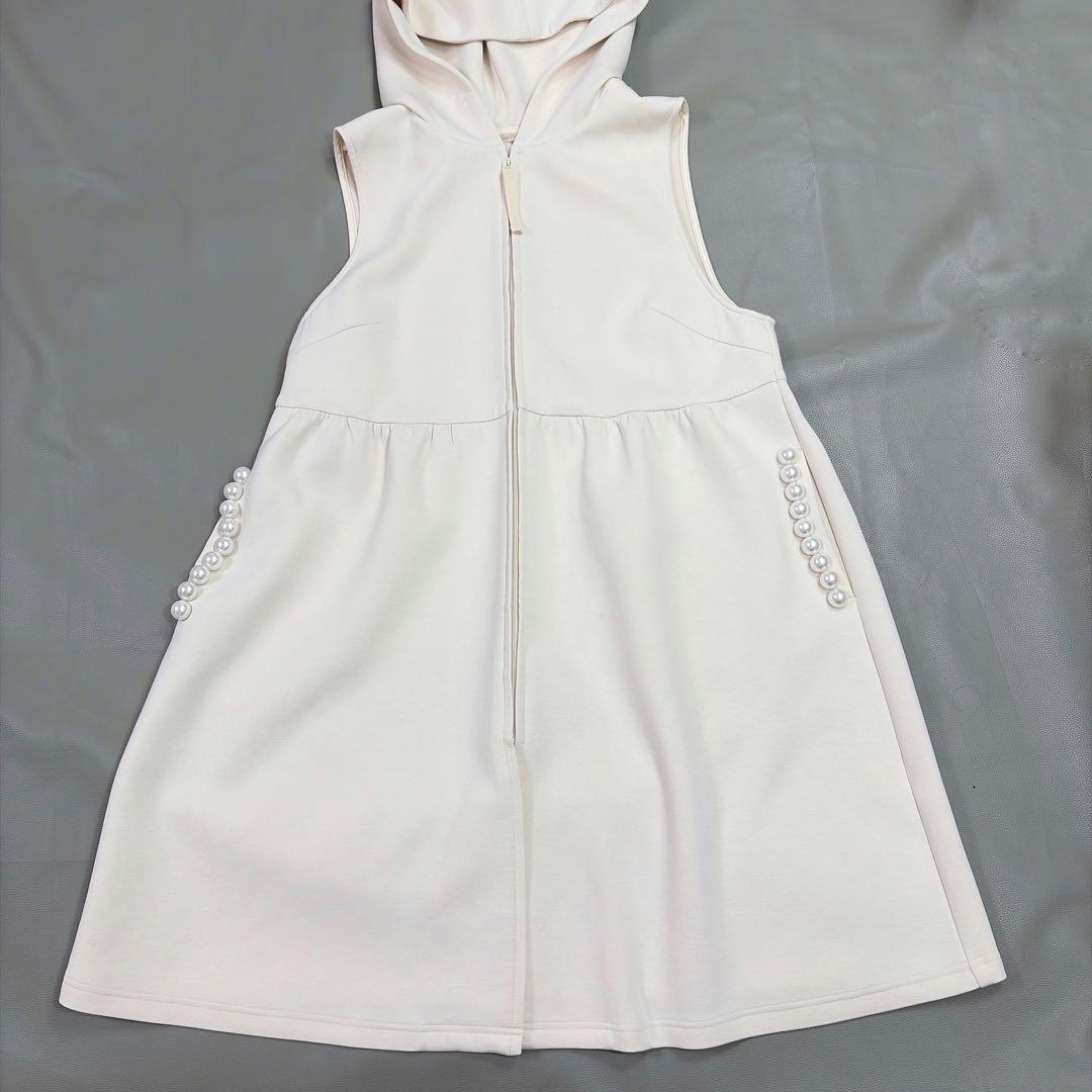 Rose Tiara ローズティアラ パールポケット フード付き ジレ 42