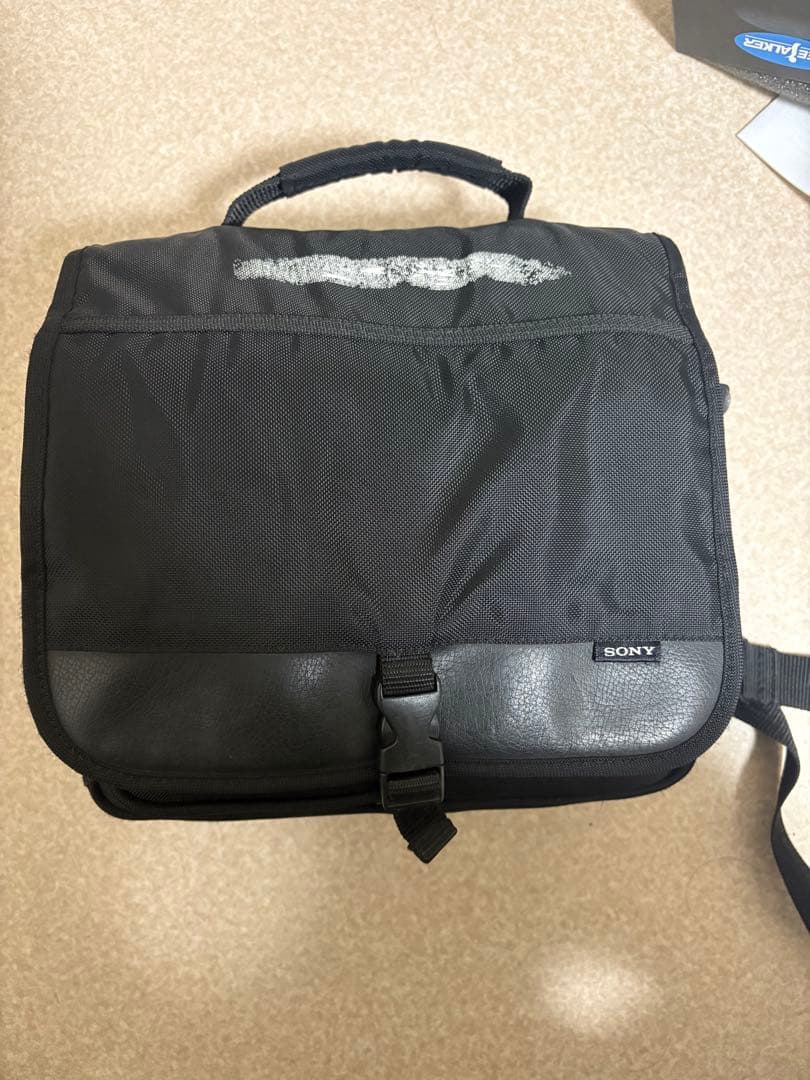 ビデオカメラ Sony Handycam DCR-PC120