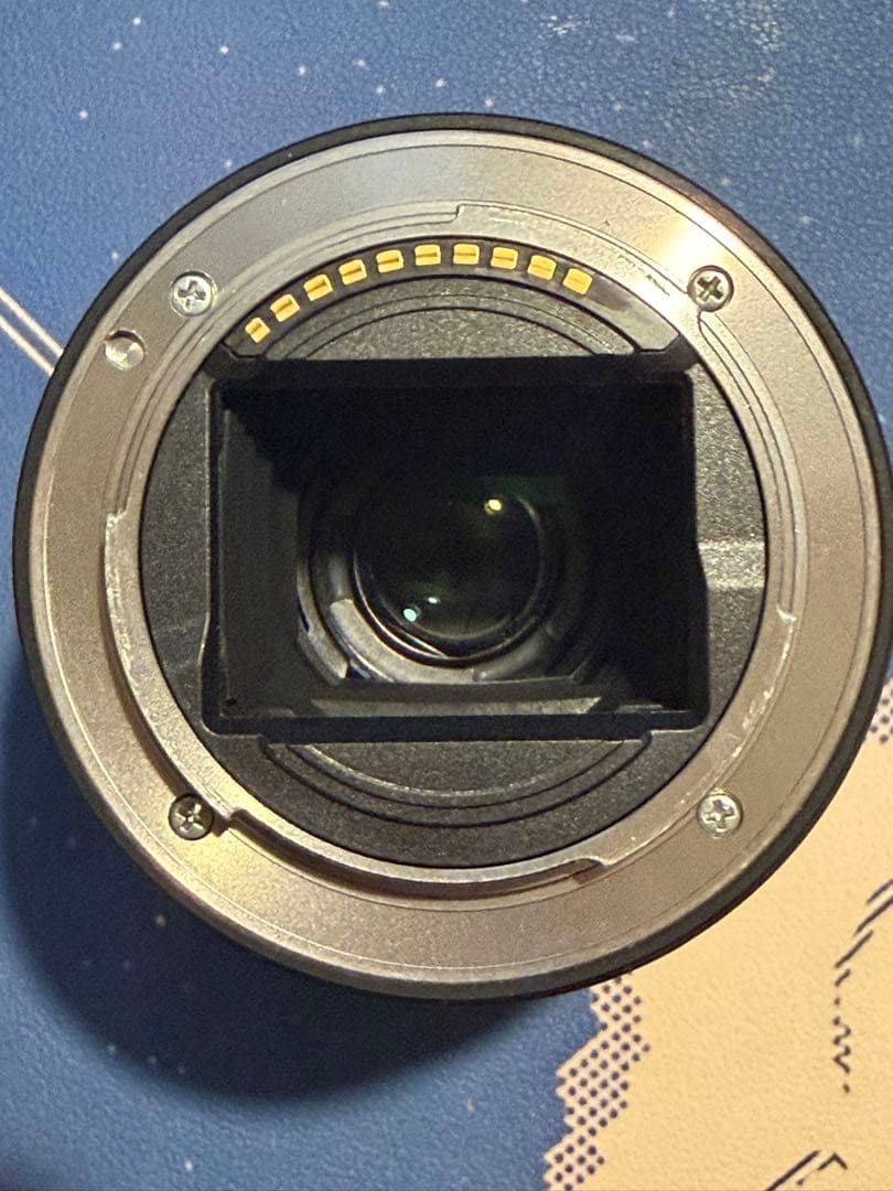 SONY e-mount ズームレンズ(SEL2870)