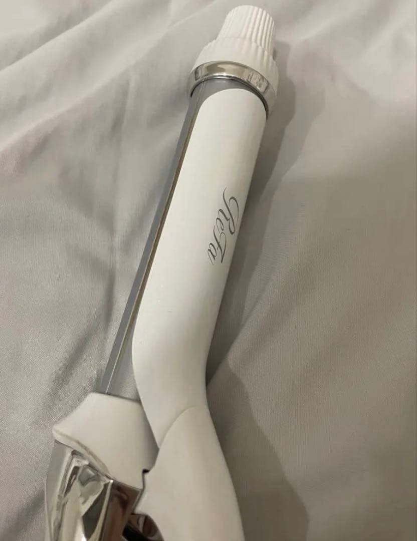 リファ　ホワイト コテ　 26mm