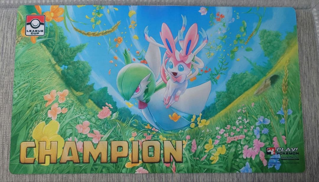 ポケモンカード海外プレイマット　サーナイト&ニンフィア ラティアス&ラティオス