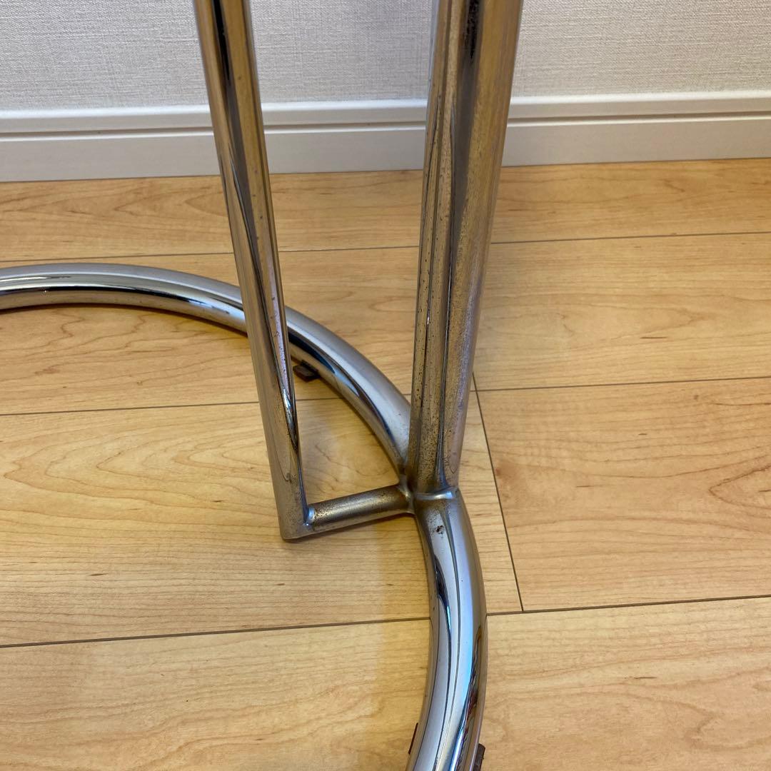 アイリーングレイ アジャスタブルテーブル ガラス サイドテーブル