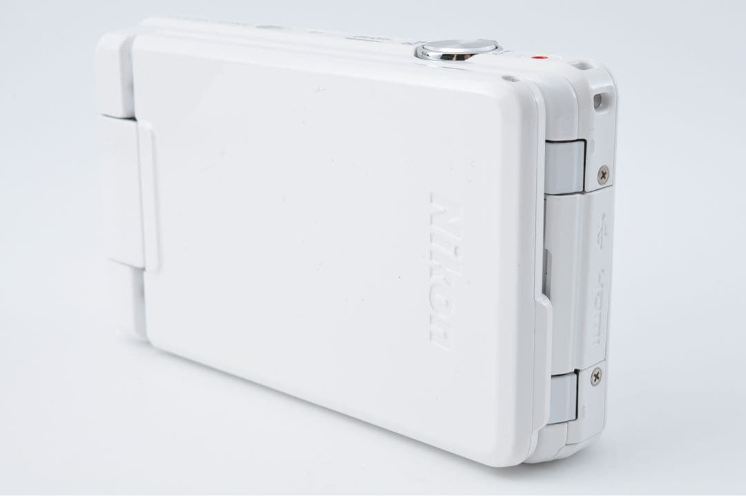 ■ ほぼ新品 ■ニコン　Nikon COOLPIX S6900