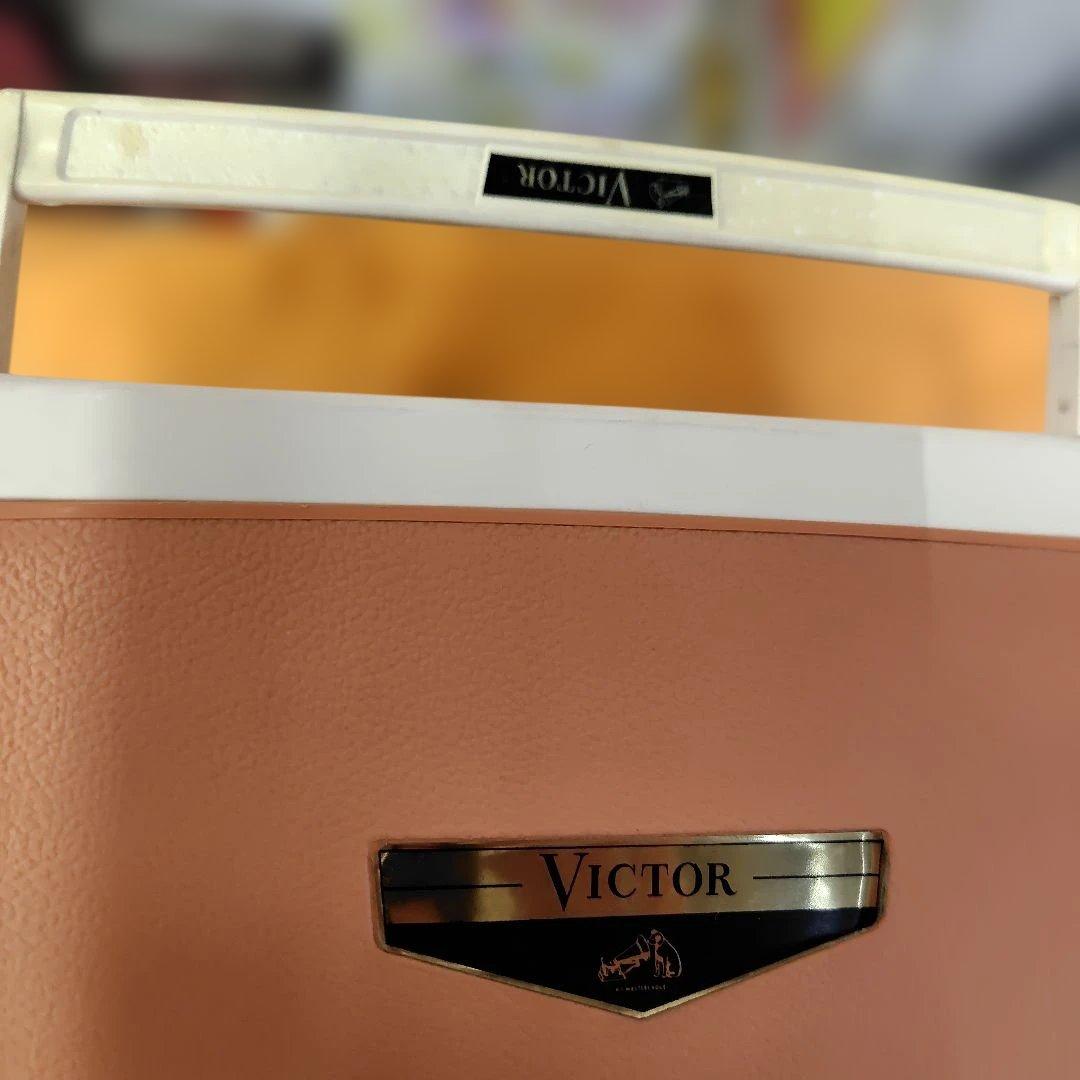 VICTOR オレンジ クラッチバッグ　ジャンク