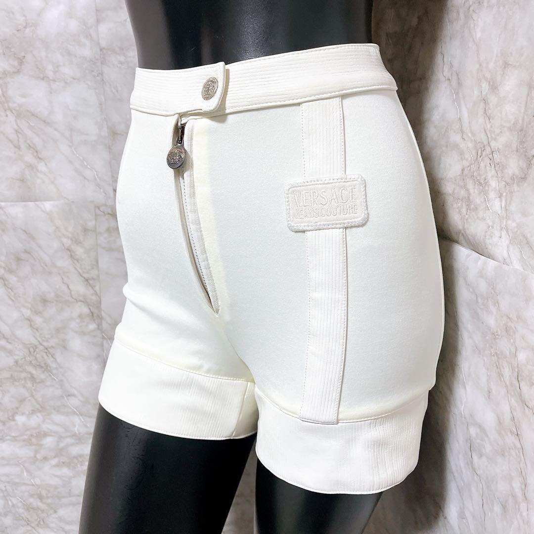 [VERSACE] ヴェルサーチェ イタリア製 ショートパンツ ホワイト 38