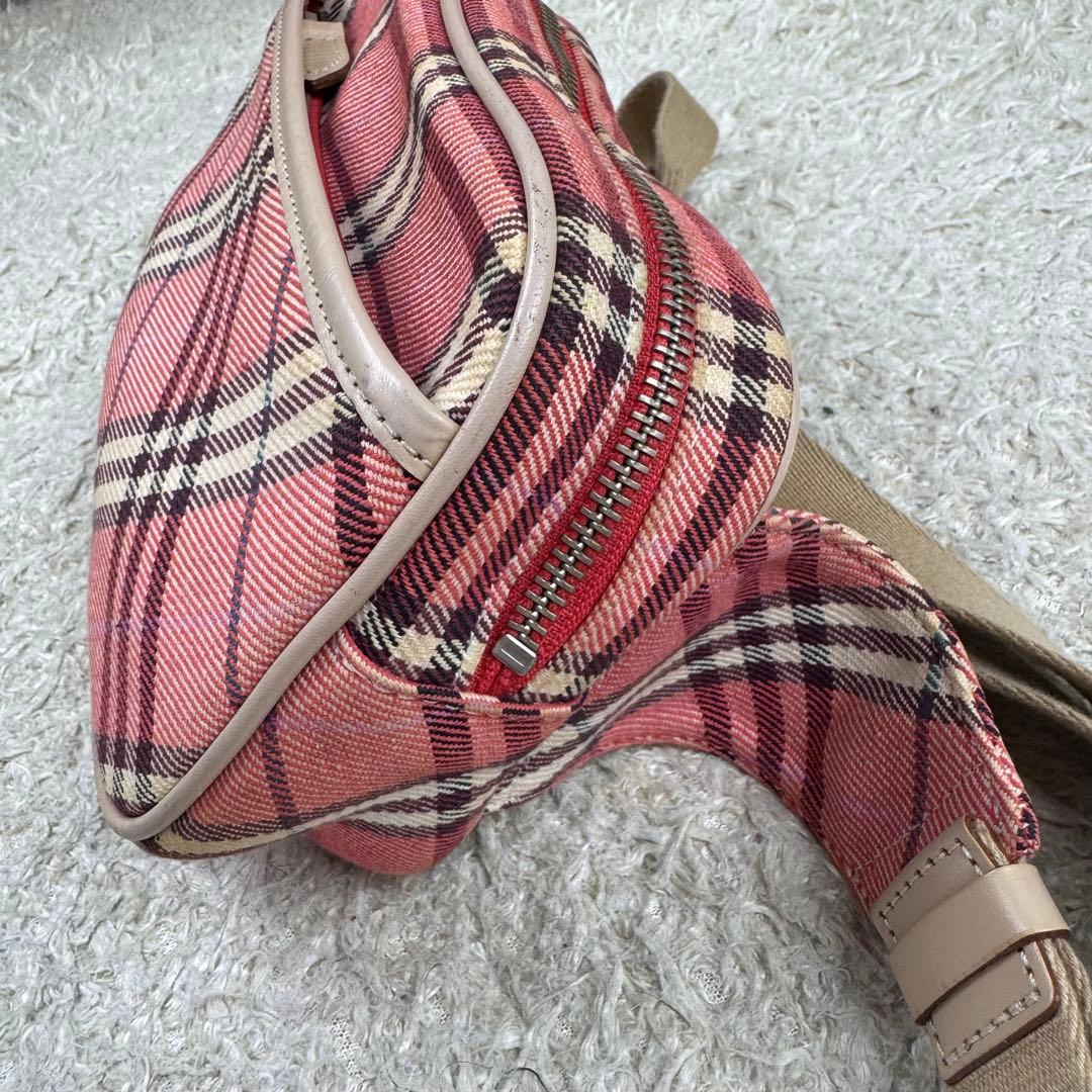 バーバリーブルーレーベル ボディバッグ ウエストポーチ ノバチェック ピンク