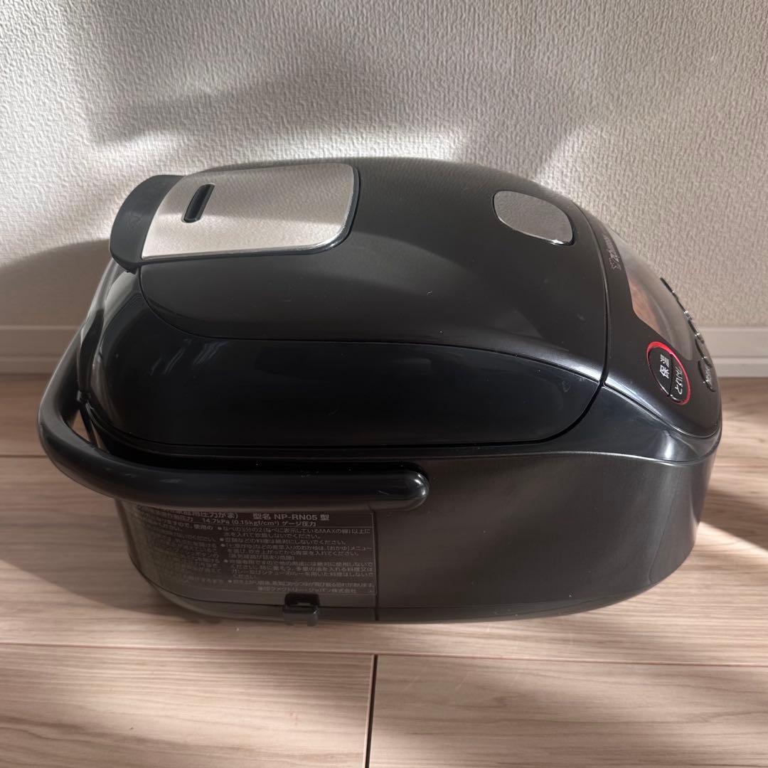 象印　NP-RN05 象印 圧力IH炊飯器3通りの炊き分け圧力(2024年製)