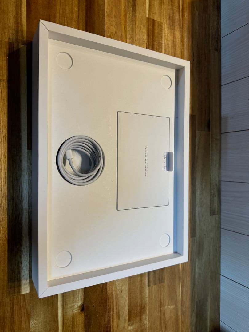 MacBook Pro シルバー 本体 充電器付き