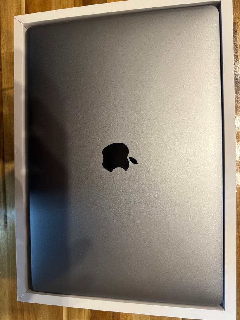 MacBook Pro シルバー 本体 充電器付き