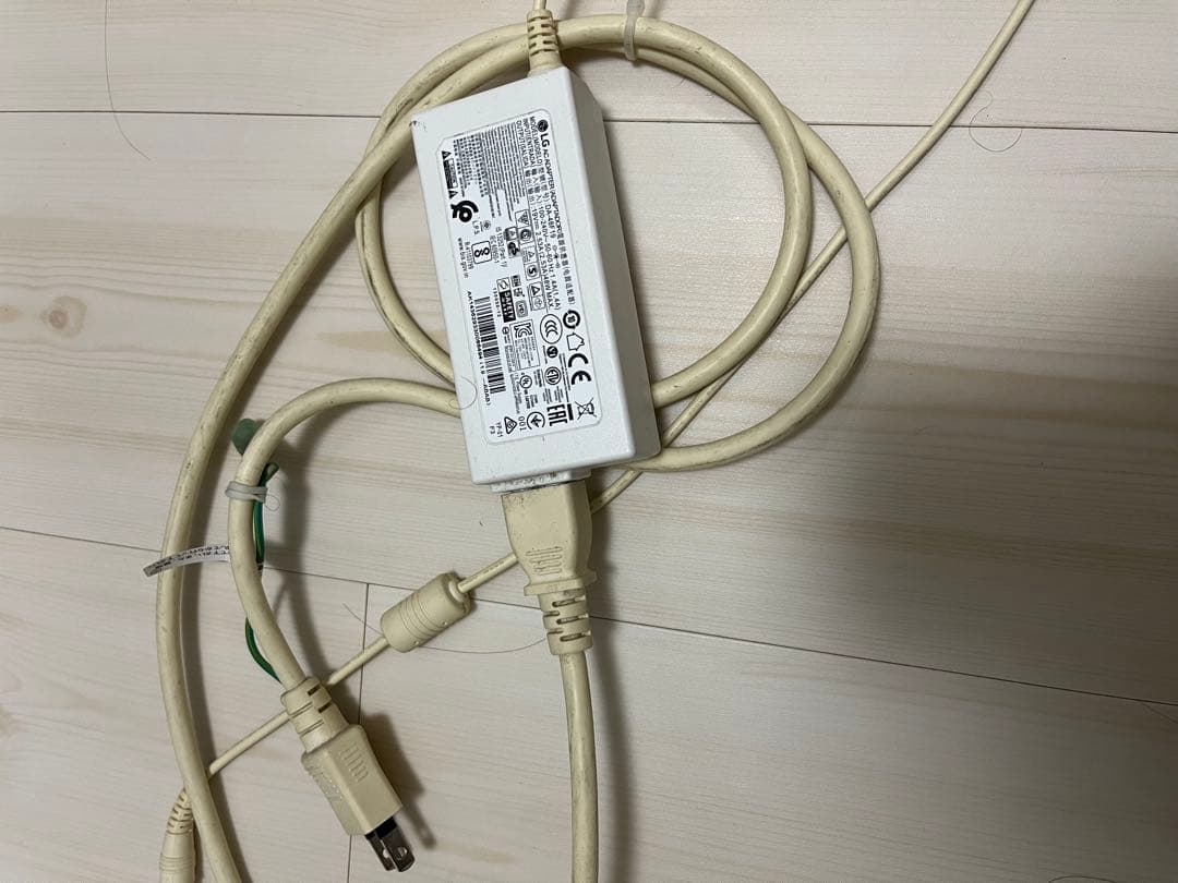 LG 27UL600 27インチモニター