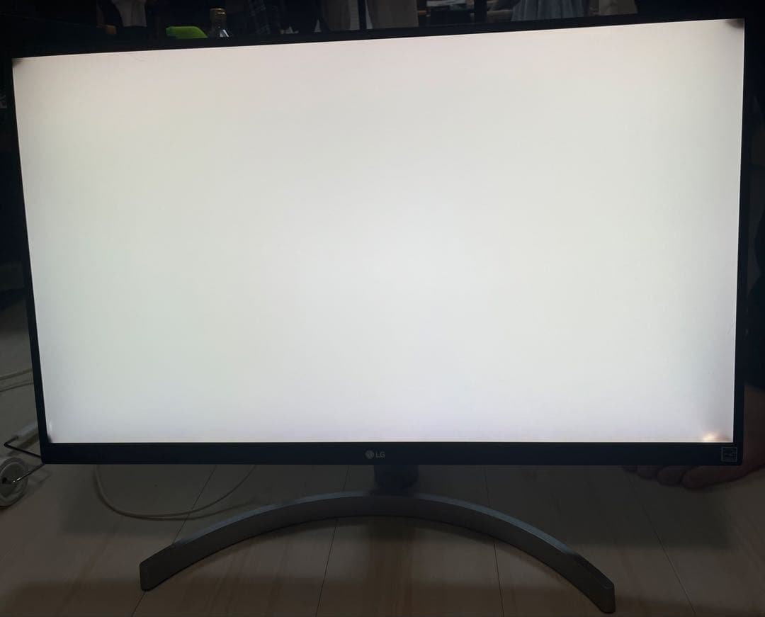 LG 27UL600 27インチモニター