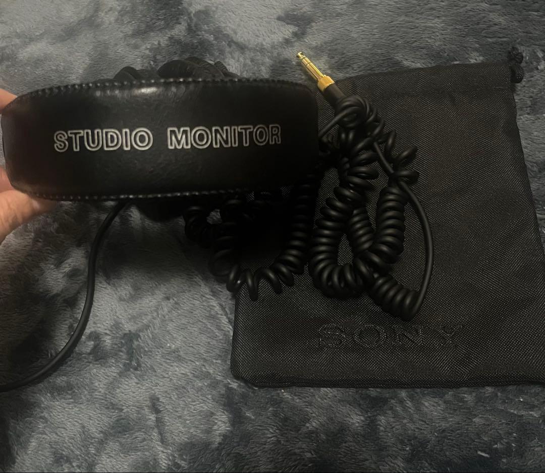 SONY ステレオヘッドホン MDR-7506