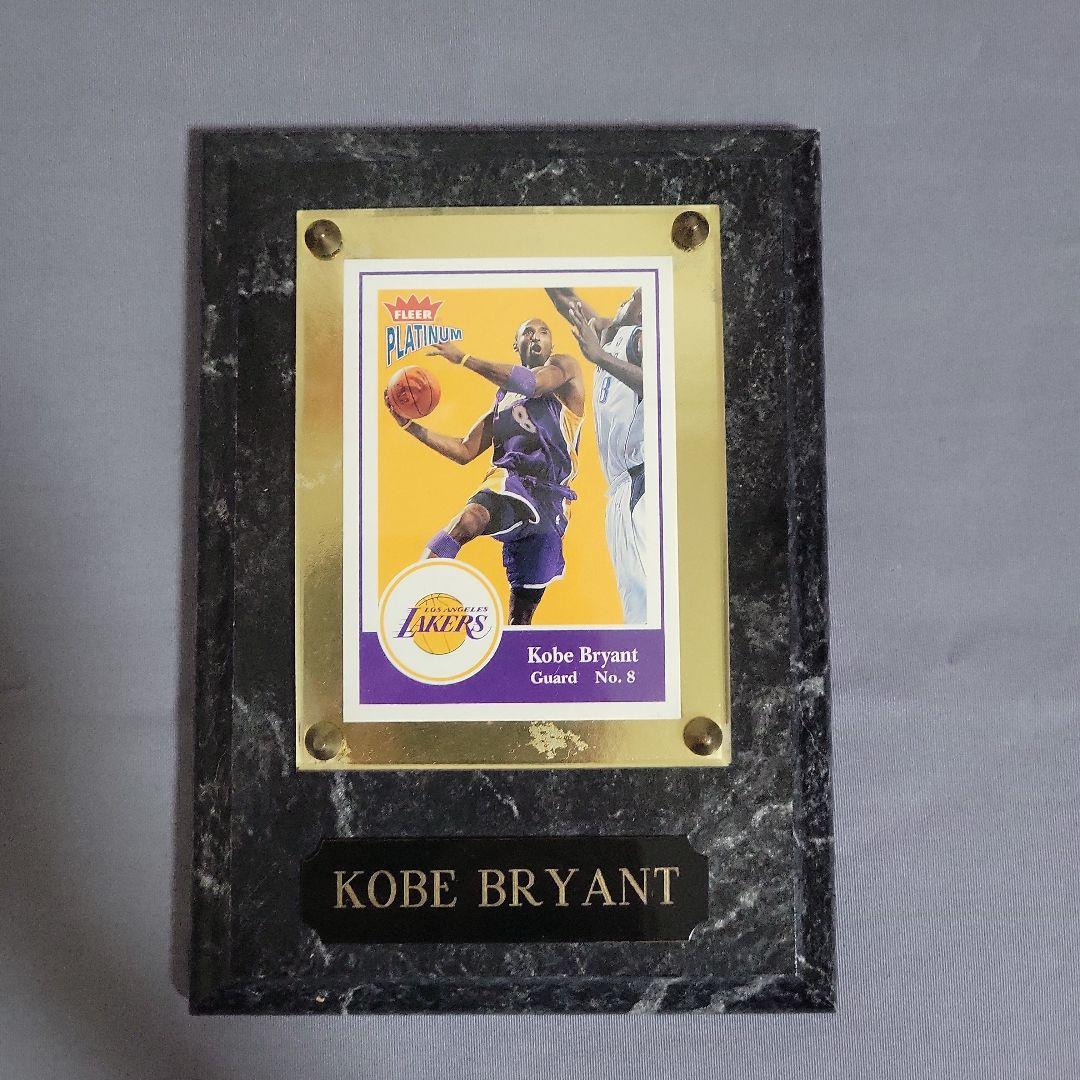 希少　コービー・ブライアント　NBA　カード　レイカーズ