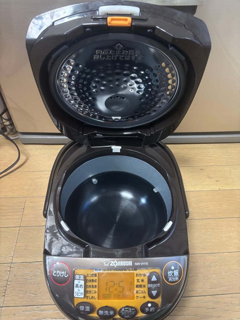 ZOJIRUSHI　NW-VH10TA　IH炊飯ジャー2022年製