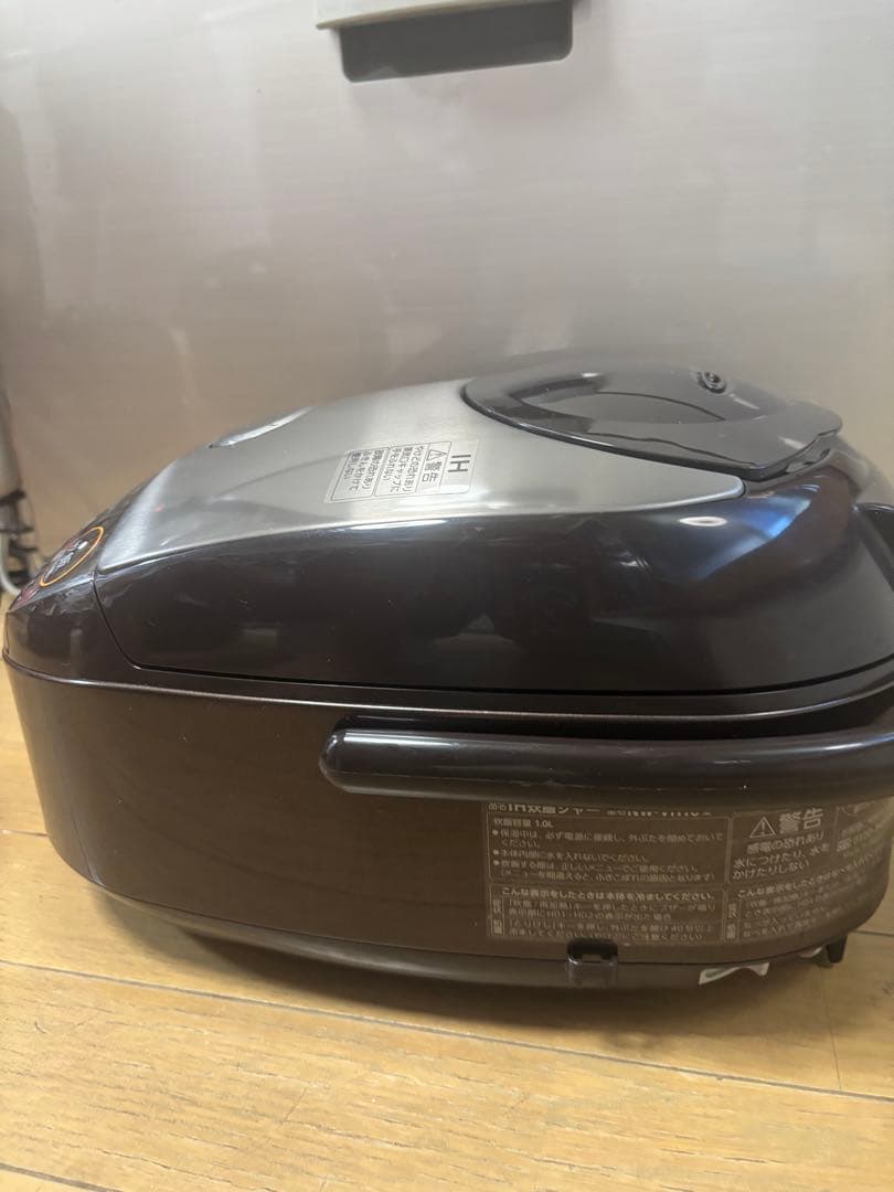 ZOJIRUSHI　NW-VH10TA　IH炊飯ジャー2022年製