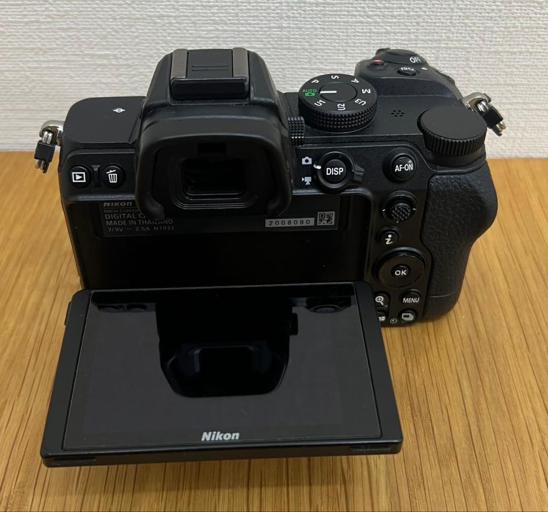 Nikon Z5 ミラーレス液晶保護フィルム付き