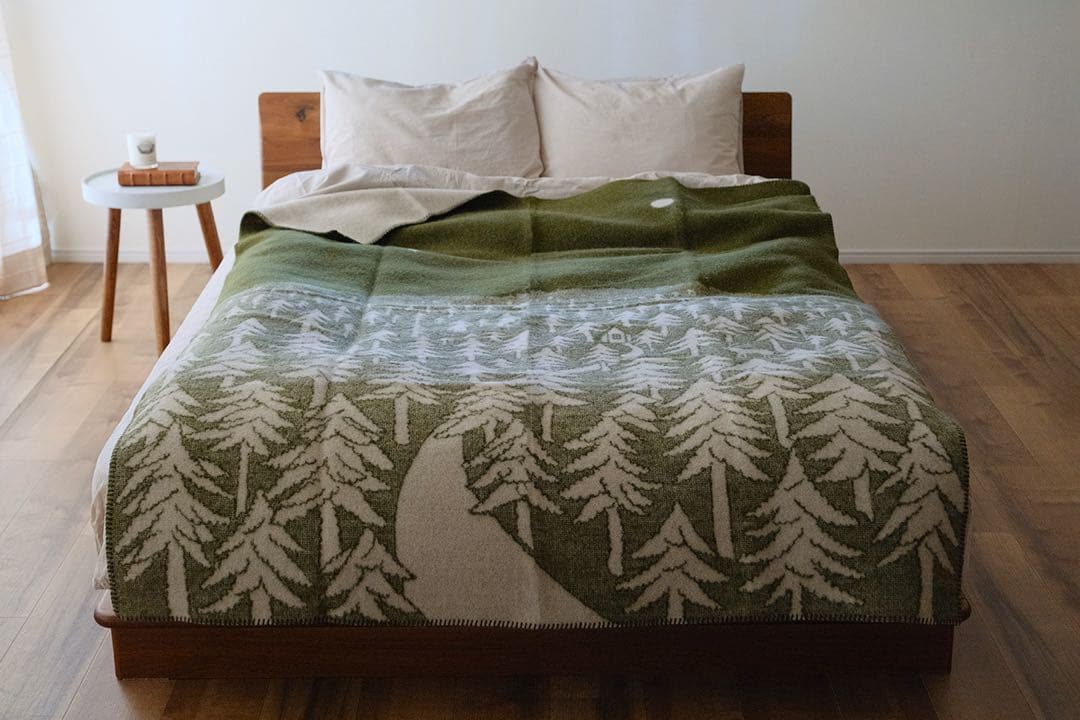 クリッパンブランケット ミナペルホネン HOUSE IN THE FOREST