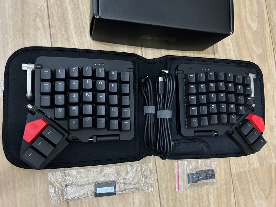 【美品】ZSA Moonlander Mark I 分割キーボード ピンク軸