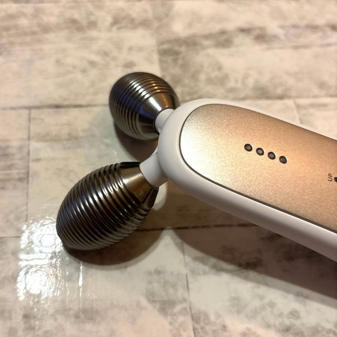 メディキューブ AGE-R EMSダーマショット