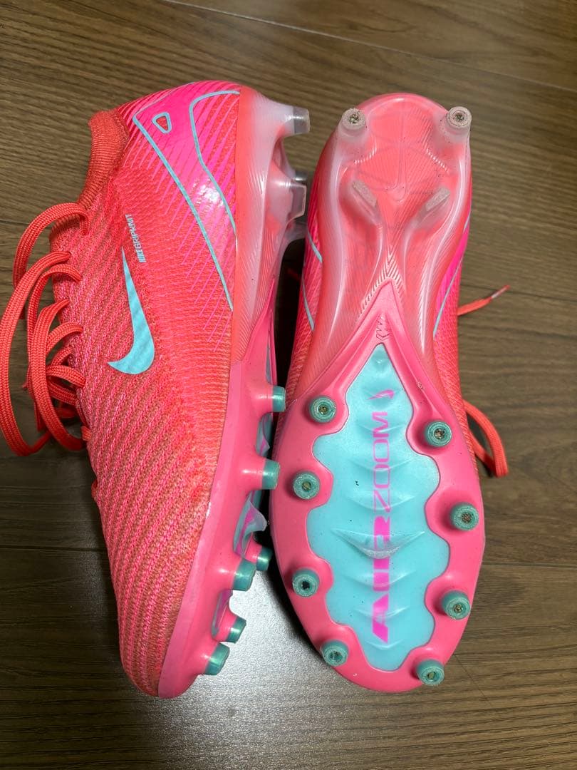 Nike Air Zoom サッカーシューズ ピンク