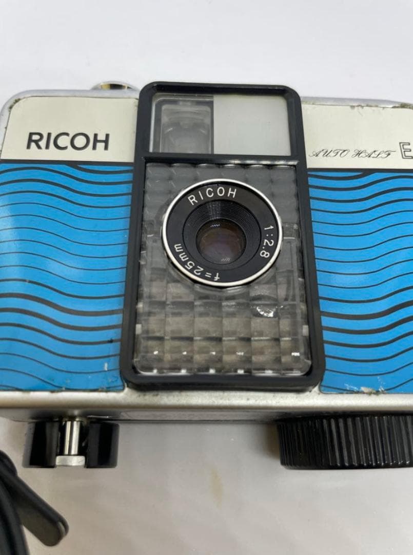 【ジャンク】ケース、ストラップ付 RICOH AutoHalf E2