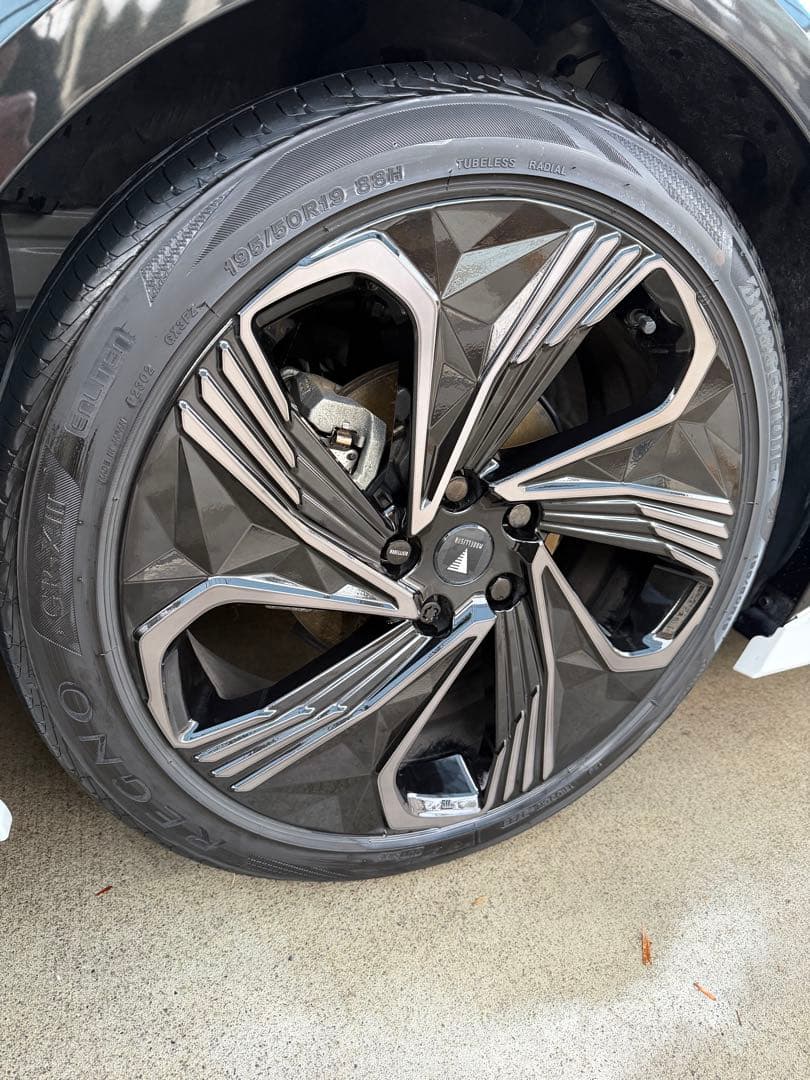 60 プリウス　モデリスタ　レグノ　バリ山