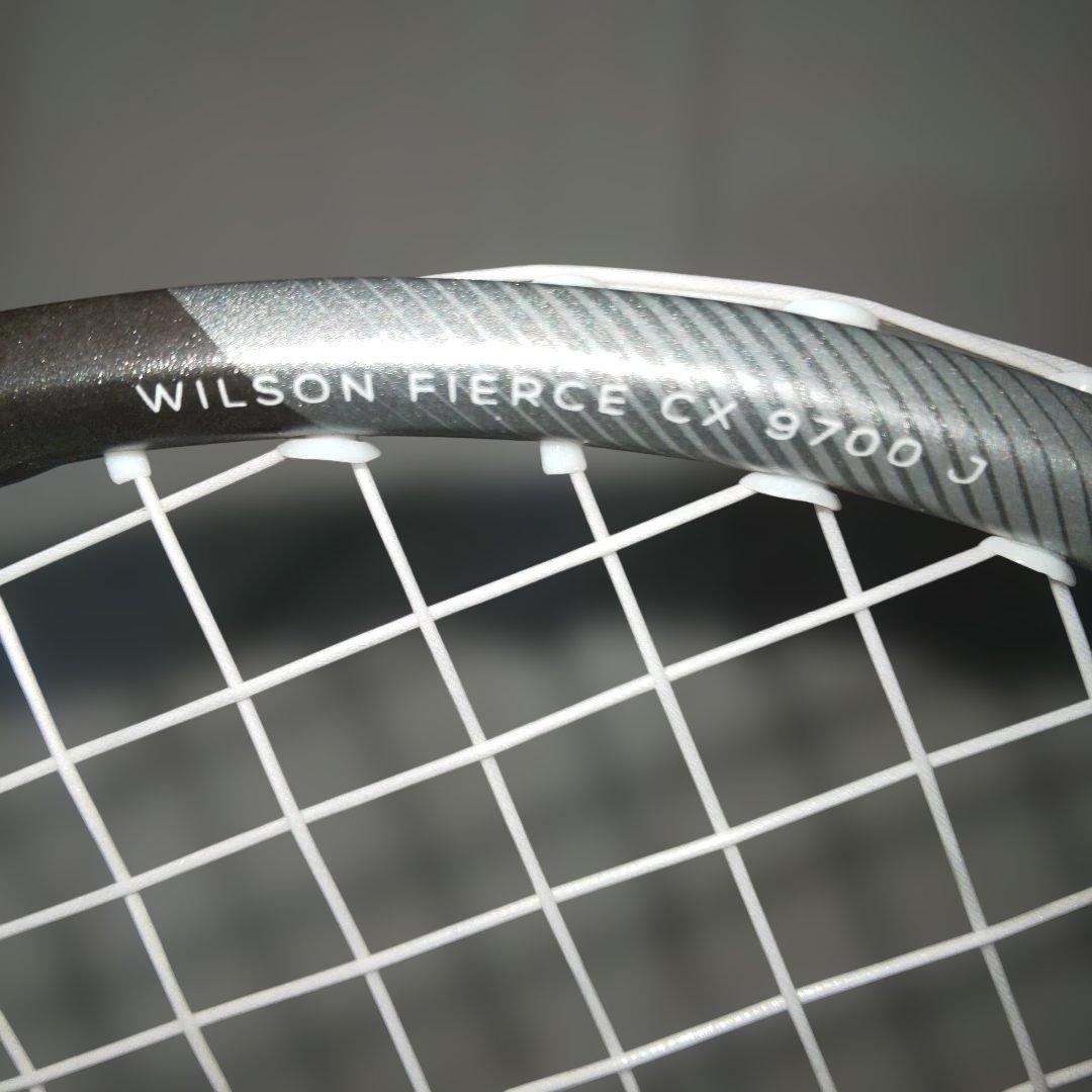 Wilson ウィルソン FIERCE バドミントンラケット ホワイト