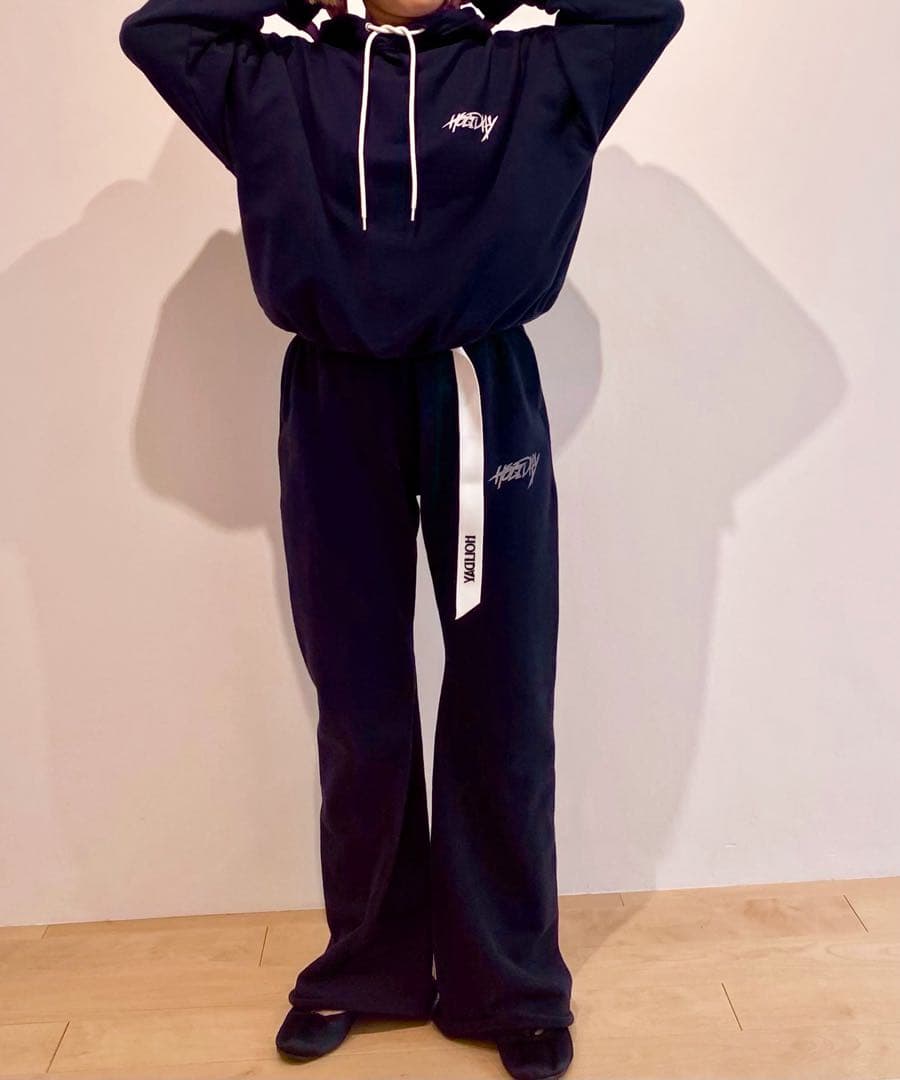 【新品】HOLIDAY POLYCON SWEAT FLARE PANTS