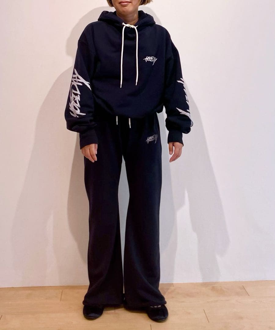 【新品】HOLIDAY POLYCON SWEAT FLARE PANTS