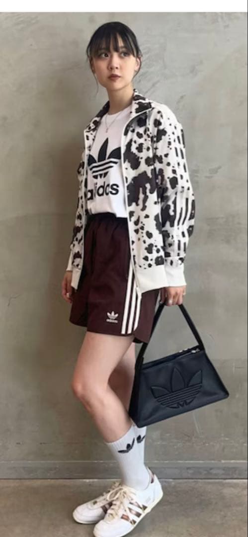 adidas トラックトップ