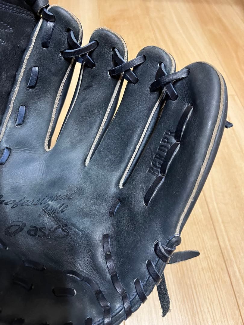 asics 軟式グローブアシックス　投手用　ダルビッシュモデル　北海道型ウェブ