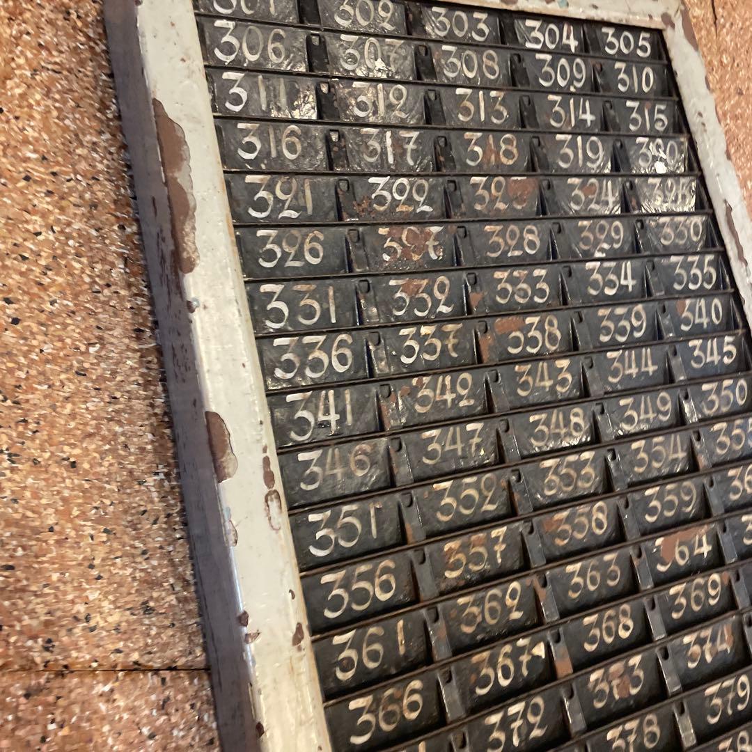 アンティーク　アイアン　ナンバー　美品　鉄　古道具　カード入れ　コーヒーチケット