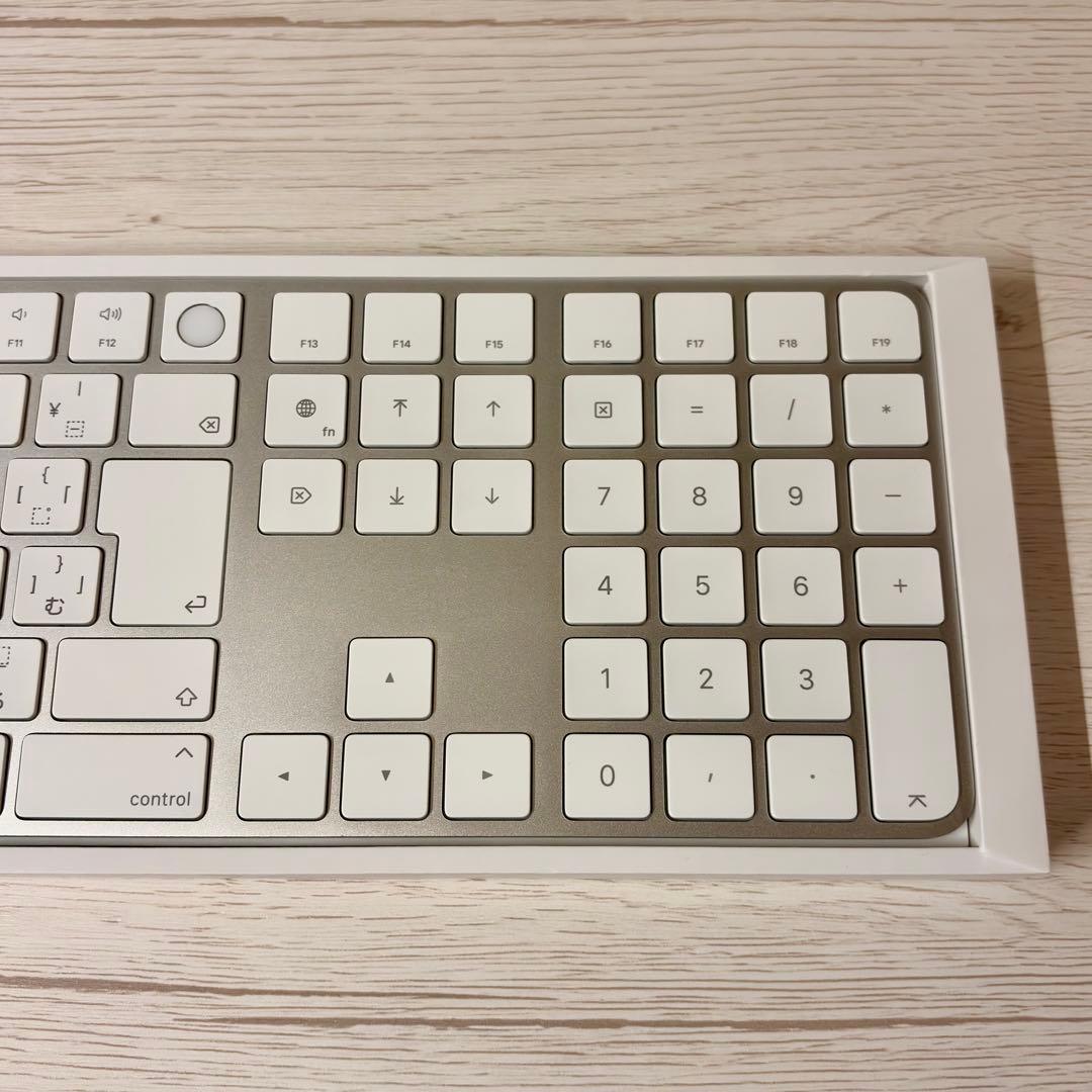 Magic Keyboard 日本語 Touch ID テンキー付き A2450